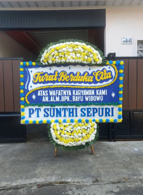 Papan Bunga Duka di Marongge